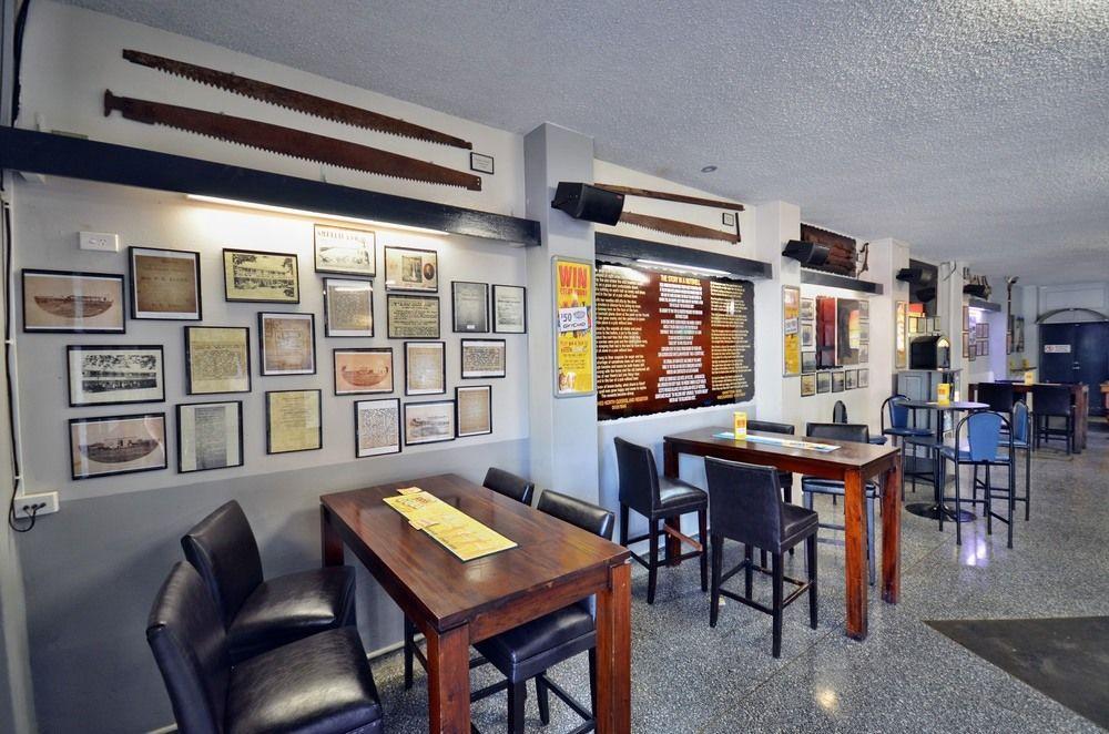 Lees Hotel Ингам Екстериор снимка